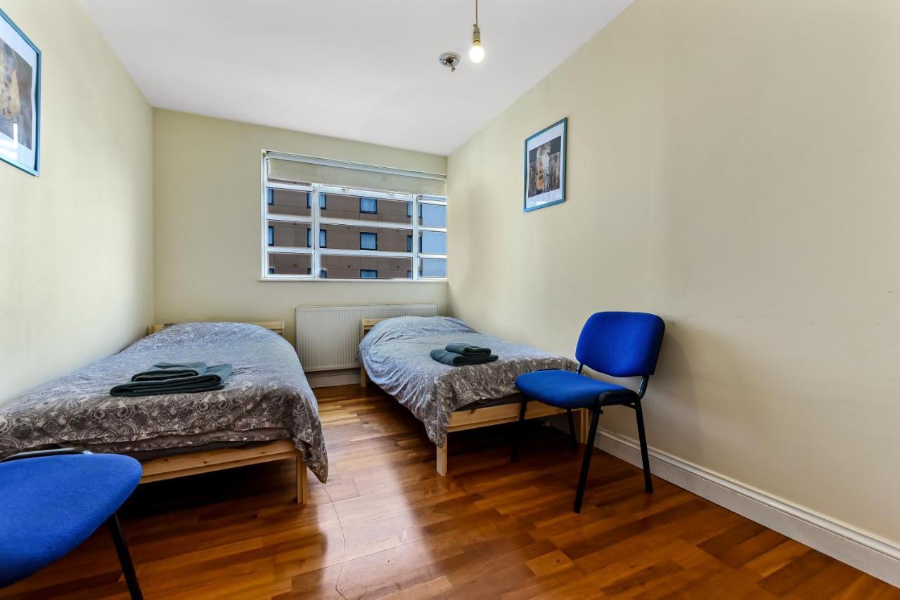 Spacious 2 Bedroom Apartment In Ealing Broadway Zewnętrze zdjęcie