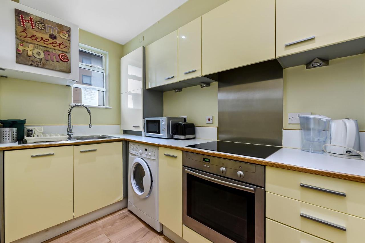 Spacious 2 Bedroom Apartment In Ealing Broadway Zewnętrze zdjęcie